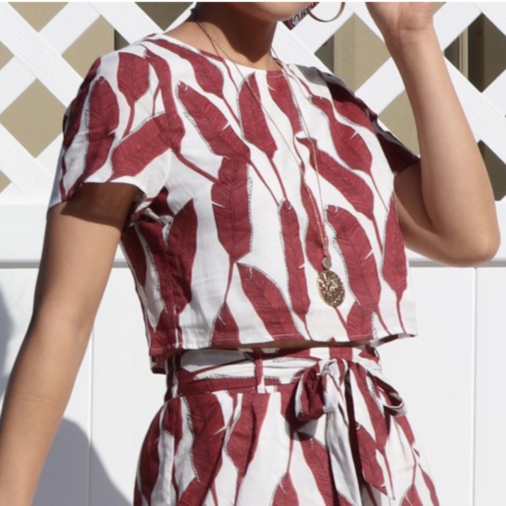 Cropped top and short set